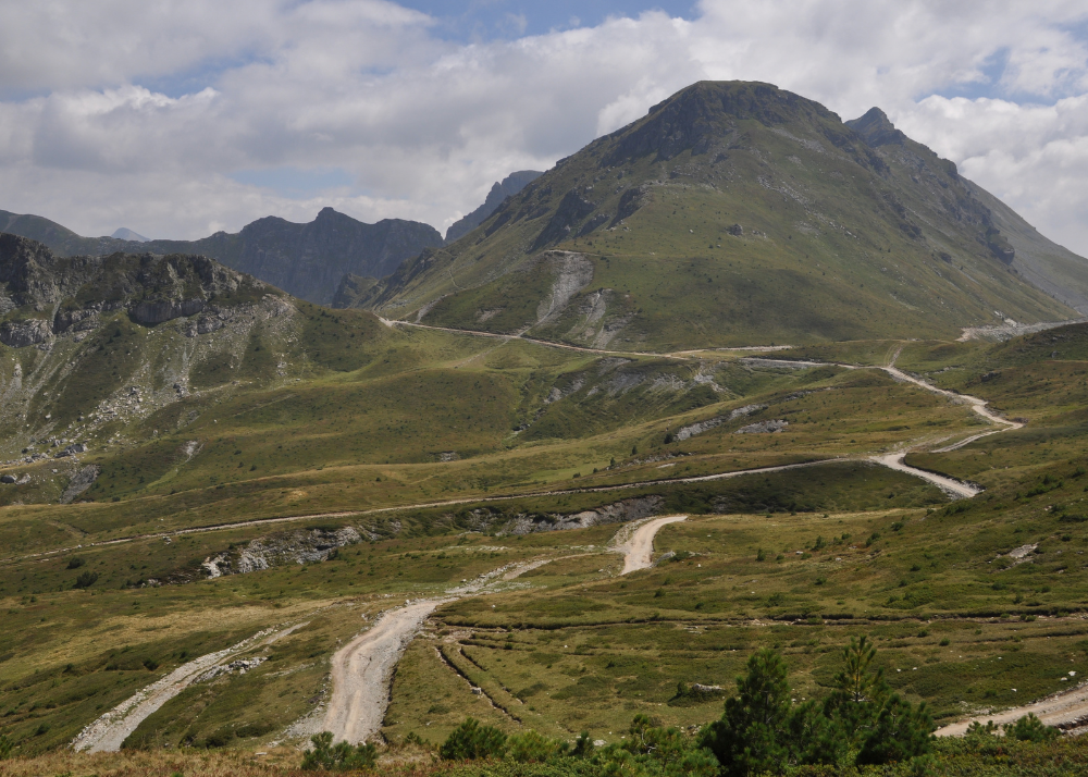 Prokletije, planinski masiv, Albanija, Crna Gora, Srbija, Jezerski vrh, planina, Balkanski Alpi, Balkan travel, destinacija, atrakcija, planinarenje, istraživanje, naučnici, 2025, Top destinacije, mountain, top, Alpes, Serbia, Albania, Montenegro, destination, travel, tourism, news