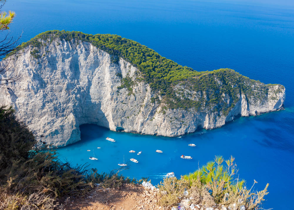 Grčka, turisti, Srbi, prvi izbor, destinacija, leto, letovanje, Kefalonija, Lefkada, Zakintos, more, plaža, priroda, odmor, mir, noćni život, vesti, Balkan travel, news, tourism, destination, Greece, beach, sea, summer, holiday, first choice, Serbia, Serbian tourists, 2025