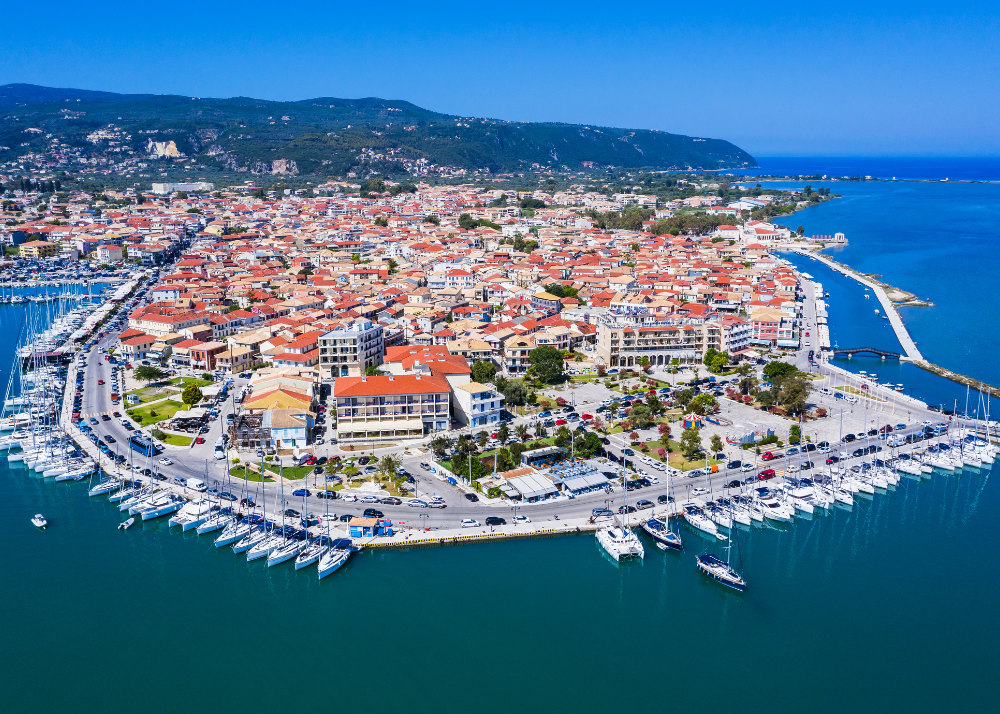 Grčka, turisti, Srbi, prvi izbor, destinacija, leto, letovanje, Kefalonija, Lefkada, Zakintos, more, plaža, priroda, odmor, mir, noćni život, vesti, Balkan travel, news, tourism, destination, Greece, beach, sea, summer, holiday, first choice, Serbia, Serbian tourists, 2025