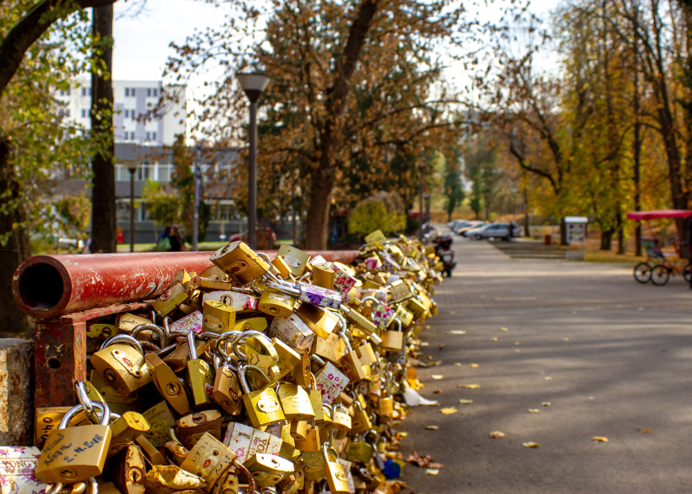 magazin, Balkan travel, Vrnjacka Banja, destinacija, novi broj, atrakcija, poznate ličnosti, intervjui, Most ljubavi, park, Promenada, lečilište, novo, vesti, promocija, Srbija, putovanje, travel, tourism, new number, magazine, Balkan, spa, therme, interviews, articles, topics, Serbia, destination, news, promotion, 2025
