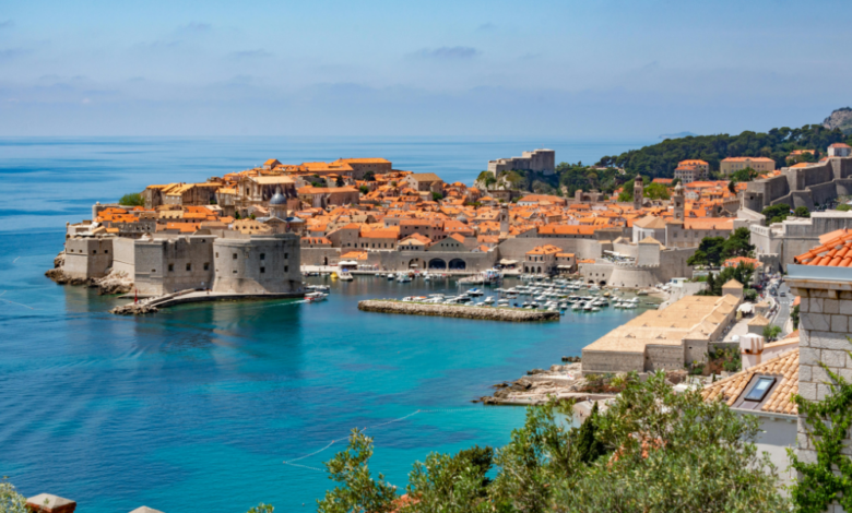 Dubrovnik, Hrvatska, Talin, Estonija, Krakov, Varšava, Amsterdam, Top destinacije, bezbednost, indeks sigurnosti, vesti, Balkan travel, Evropa, Prag, grad, Croatia, tourism, turizam, destination, Tallin, Estonia, Netherlands, Prague, Varsaw, Krakow, city, safety, 2025, Europe