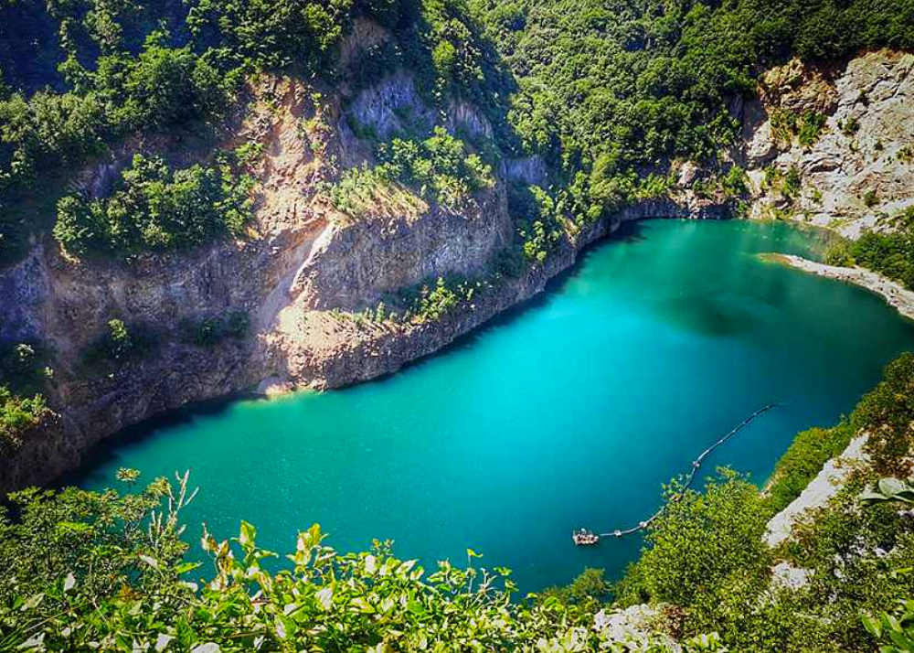 Nacionalni park Fruška gora, Fruška gora manastiri, Fruška gora jezera, vina Fruške gore, Fruška gora planinarenje, turističke atrakcije Vojvodina, izleti Fruška gora