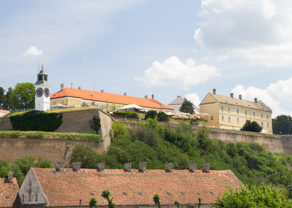 Petrovaradinska tvrđava, Novi Sad, Sat kula, Dunav, Gibraltar na Dunavu, turistička atrakcija