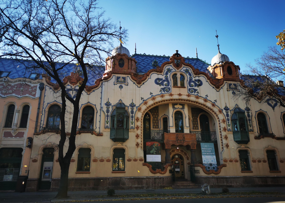 Secesijska arhitektura Subotica, Gradska kuća Subotica, Sinagoga Subotica, Raichleova palata, Subotica znamenitosti, secesija u Vojvodini, turističke atrakcije Subotica.